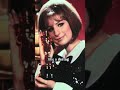 Barbra Streisand S Iconic Oscars Wardrobe Mishap Barbrastreisand Oscars Fashion