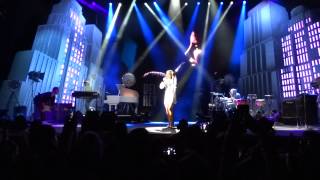Lana Del Rey - Us Against The World - Live in Phoenix