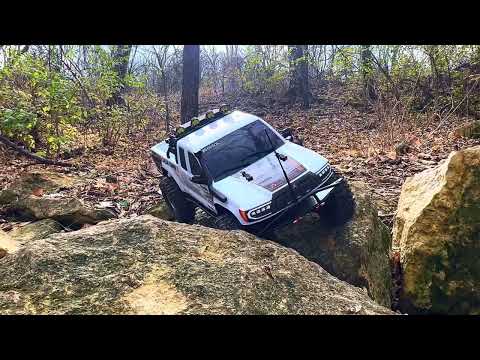Axial SCX10iii Base Camp!