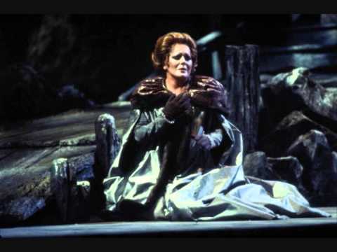 Katia Ricciarelli-"Ecco l'orrido campo....Ma dall'arido stelo divulsa", Paris, 1981