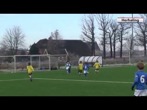 Hooglanderveen F1 -   SV Houten F1 zaterdag 5 maart 2016