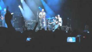 Llueve sobre mojado   Joaquín Sabina y Fito Páez