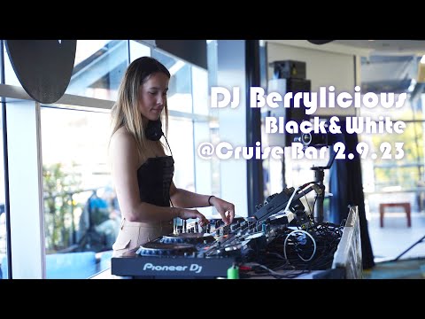 DJ Berrylicious - Techno Set at Black & White, Cruise Bar Sydney, 2 September 2023