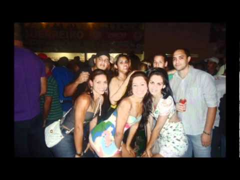 jessica e taina fica colada em mim