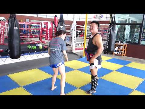 Kru Ten | Clinch Trip and Knee - Muay Thai Library Preview