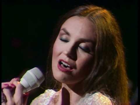 Crystal Gayle - Ready for the Times to get better
