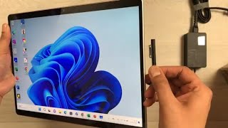 Microsoft Surface Pro 9 - How to Charge with 65W Charger