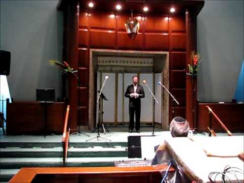 Cantor Shmuel Levin: Umipenei Chataeinu