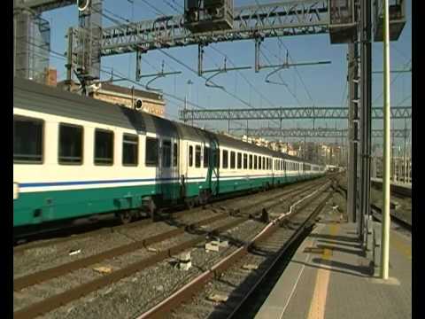 E402A 034 in testa all' IC 586