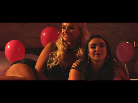 Mercedesz Henger & Ilenya - Il Girone della Giostra