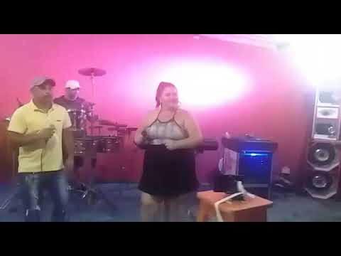 Com caboquinho é asim - live Trio Capital