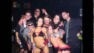 the graveyard boulevard-That&#39;s My Mom