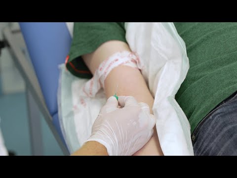 Blutabnahme mit peripherer Venenpunktion: So wird sie korrekt durchgeführt