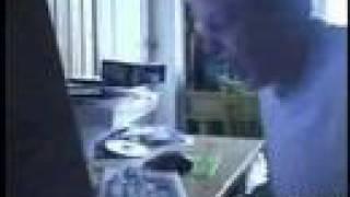 computerstimme flippt aus!