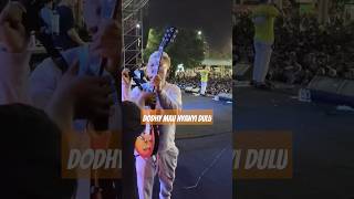 Download lagu kasih gitar ke crew lalu nyanyi kangen band bareng andika #kangenband #andikamahesa  #dodhykangen mp3 Download lagu kasih gitar ke crew lalu nyanyi kangen band bareng andika #kangenband #andikamahesa  #dodhykangen mp3