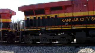 preview picture of video 'KCS 4888, 4683'