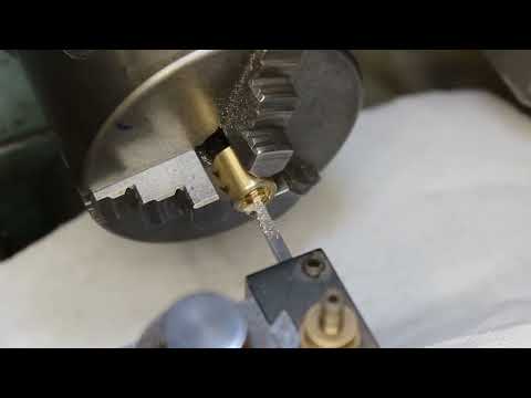 Mini Tornio Riparazione Madrevite (Mini Lathe Nut Screw Repair)