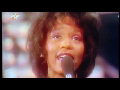 Liesbeth List (rip) duet with Whitney Houston (rip). Piano: Louis van Dijk (rip) Fragment uit 1985 !