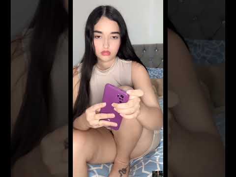 Siaran live gadis DASTER COKELAT duduk manis di ranjang #53 #bigo #live #tangolive #beautiful