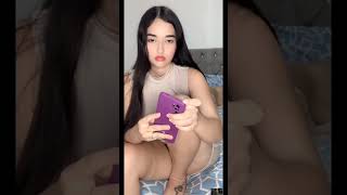 Download lagu Siaran live gadis DASTER COKELAT duduk manis di ranjang #53 #bigo #live #tangolive #beautiful mp3