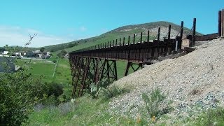 preview picture of video 'Amtrak 14 at Stenner Creek Trestle and Chorro HD'