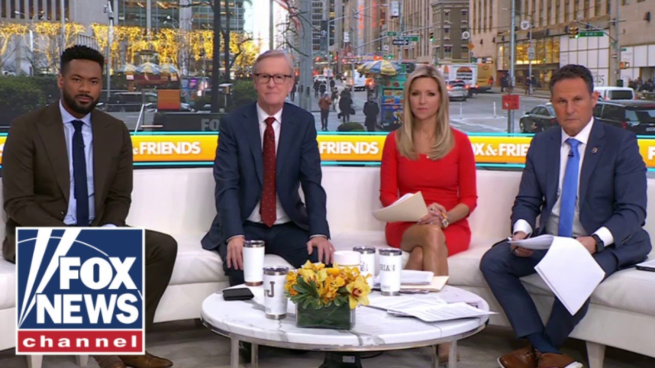 'FIVE STEPS AHEAD': Hosts react to Colombia caving to Trump's tariff threat