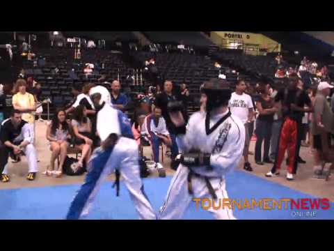 Venom Wallas vs Troy Sexton at Gator Nationals 2011