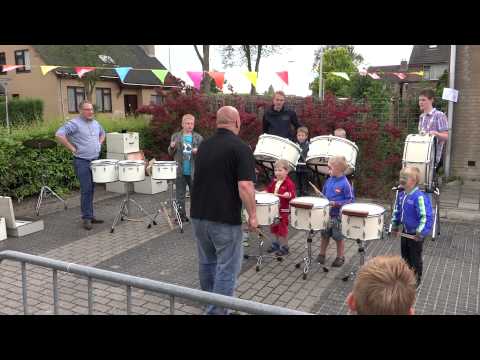 Excelsior op buitenspeeldag Bergambacht 2013 - deel 3