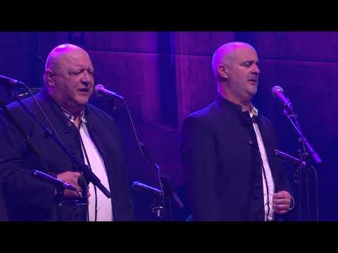 Klapa Ragusavecchia - Mojim prijateljima ("Dubrovnik Zagrebu", Lisinski 20.01.2024.)