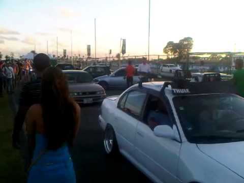 El Taker Ft. Jhon Business sonando en el Toyota Day