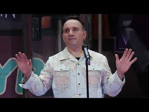 TRAILER: STEFKO HANUSHEVSKY ERZÄHLT: DER GROßE DIKTATOR