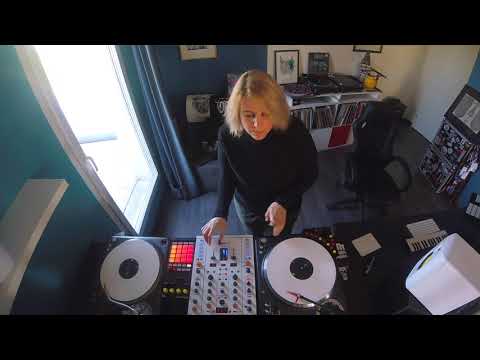 La Loop #1// Erykah Badu - The Healer