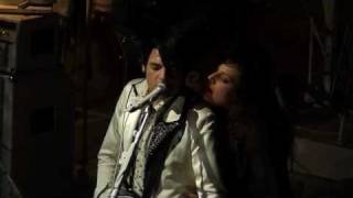 Anna et Matthieu Chedid -M- Délivre Moi à la cigale le 10/12/2009