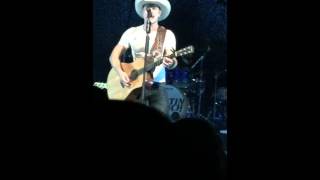 Dustin Lynch- Middle of Nowhere (House of Blues Dallas) 2/6/16