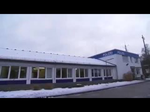 DOKU DEUTSCH 2016 Alarmstufe Blau: Mit Polizisten auf Streife