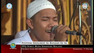 Download lagu 'Al funnur' TERBAIK 4 PUTRA Festival Sholawat Al Banjari PPQ. Nurul Huda Singosari 2019 mp3
