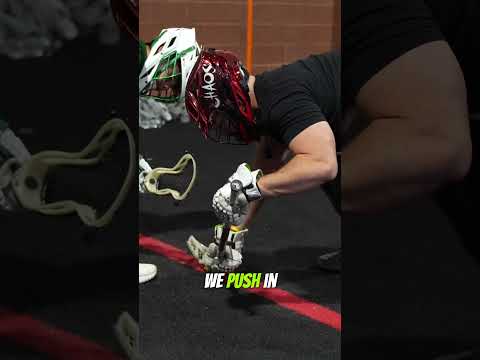 Fixing a weak clamp on the faceoff by addressing the left hand placement #lacrosse #faceoff #fogo