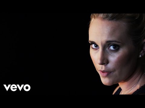 Aleyce Simmonds - Stronger