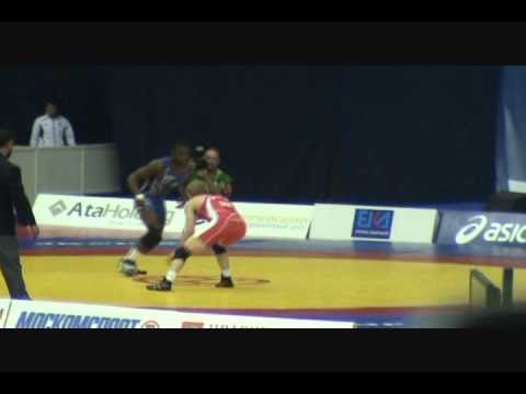 2010 WORLDS: Obe Blanc (USA) dec. Urs Wild (Switzerland), 55 kg FS