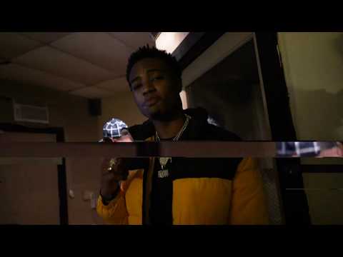 BLACC ZACC & FLYAA - Trap out da Spot (Studio session)