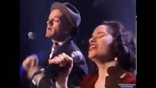 Natalie Merchant & Michael Stipe - To Sir With Love (Live)