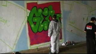 preview picture of video 'MADLOVE graffiti project A2 viaduct gemeente Beek - Part I - Ironlak'