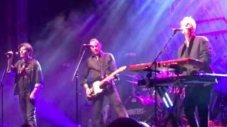 The Hooters - 500 Miles ( Live 11/5/16)