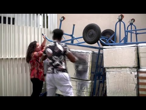 巴西沒有狂歡節派對，小販們失去了一年中最大的發薪日。 (With no Carnival party in Brazil, vendors lose year's biggest payday)