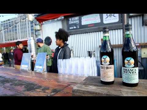 download lagu mp3 mp4 Branca Menta Cocktail, download lagu Branca Menta Cocktail gratis, unduh video klip Branca Menta Cocktail