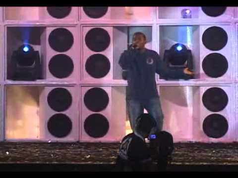 Mc Mascote - Mercenária Quer Dinheiro/Vem Que Eu Tô no Queijo/Pulgueiro - Furacão 2000: Tsunami  #17