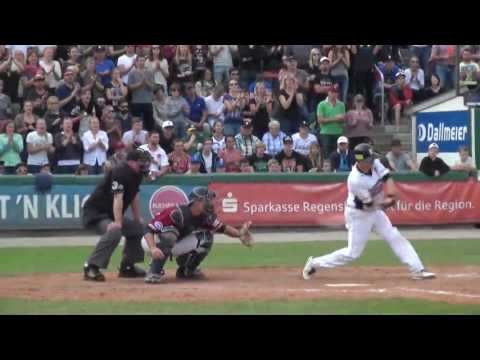 download lagu mp3 mp4 Baseball Europa, download lagu Baseball Europa gratis, unduh video klip Baseball Europa