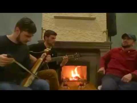 EÇİNOS KISKANIRUM KUŞLARİ