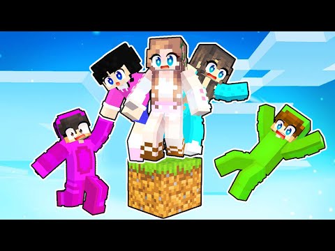 Moira YT - 5 Friends On ONE BLOCK In Minecraft! *FUNNY* (Tagalog)
