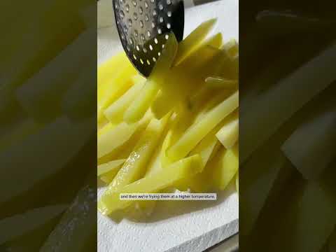 Crispy Garlic Parmesan Fries Recipe (Double Fried)